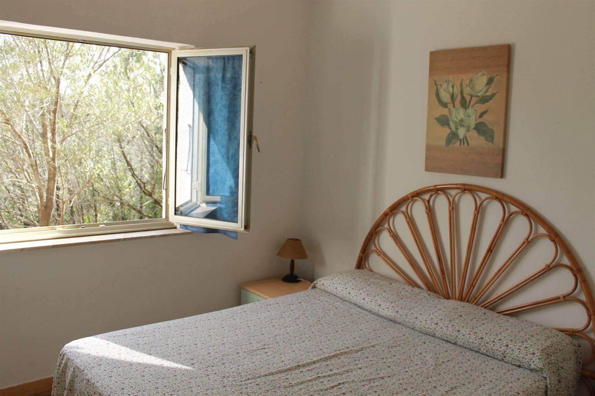 Rena Garden Apartments Santa Teresa Gallura Exterior photo