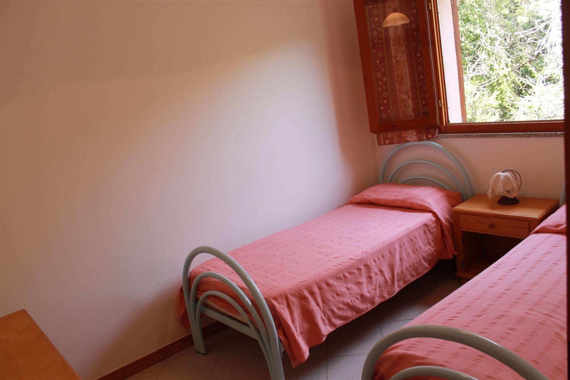 Rena Garden Apartments Santa Teresa Gallura Exterior photo